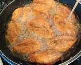 รูปขั้นตอนการทำที่ 3 ของ ไก่ทอดคลุกซอสเกาหลี🍗🌶style by barbie👩🏼‍🍳