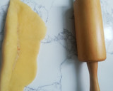 A picture of step 5 of Sugar-Dusted Crescent Cookies.