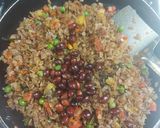 A picture of step 3 of Mix vegetable Red poha.