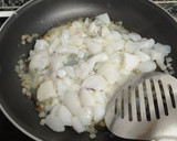 Foto del paso 1 de la receta: Arroz con sepia y pollo