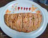 स्टफ्ड चिझी गार्लिक ब्रेड (stuffed chilli garlic bread recipe in marathi) रेसिपी स्टेप 6 फोटो 