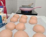 Foto langkah ke 3 dari resep Bomboloni with Cream Cheese Filling.