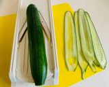 Füstölt pisztráng uborkatekercsben recept fázis 5 fotója