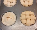 A picture of step 12 of Mini apple cinnamon pies.