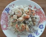 Une image de l'étape 2 de Crevettes et champignons à la crème.