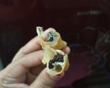 Foto langkah ke 6 dari resep Molen coklat ekonomis.