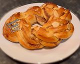 A picture of step 5 of 🥯Cinnamon Twists🥯 (Cristmax wreath).