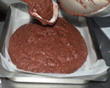 Foto del paso 5 de la receta: Bizcocho de remolacha y chocolate sobre culis de frambuesas