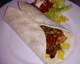 Foto del paso 17 de la receta Rollitos de maíz rellenos, acompañados de picada de hortalizas