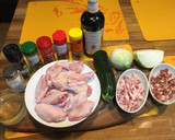 Foto del paso 1 de la receta: Alitas de pollo encebolladas