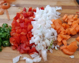 Foto del paso 3 de la receta: Alitas de pollo en salsa de almendras y pasas