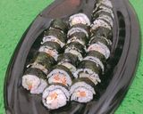 Foto langkah ke 5 dari resep Sushi Sederhana Rasa Istimewa Ala Fiput.