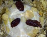 A picture of step 3 of Apple & date smoothie.