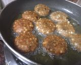 A picture of step 4 of Aloo Sabudana Vada (Potato and Tapioca Fritters).