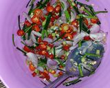 Foto langkah ke 2 dari resep Sambal Matah Simple.