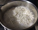 A picture of step 3 of Maggi Pakoda.