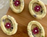 A picture of step 4 of Orange,Cranberry, and White Chocolate Fudge.