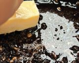 Foto langkah ke 6 dari resep Ice Cream Vanila Coklat Kacang.