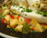Foto del paso 5 de la receta: Bacalao sobre camita de verduras