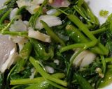 Foto langkah ke 3 dari resep Cah Kangkung Rawit.