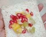 A picture of step 2 of Fruit balls.