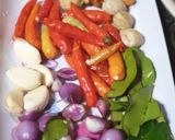 Foto langkah ke 2 dari resep Pepes Gurame Daun Jeruk.