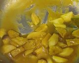 Hình bước làm 2 của món Tempeh đậu gà, nấm đùi gà sốt bơ tỏi