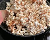 A picture of step 3 of Caramel popcorn.