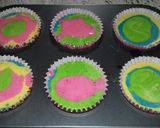Foto del paso 3 de la receta: Cupcakes Arcoiris (Sin Manteca)