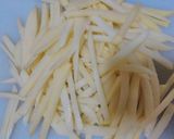 A picture of step 1 of Crispy and Delicious French Fries 🍟 Made Easy 👌.