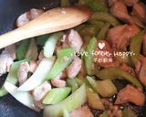 西芹炒雞柳的食譜步驟6照片
