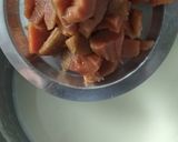 A picture of step 2 of Mud Apple (Chickoo) Milkshake.