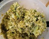 Foto del paso 4 de la receta: Tortitas de brócoli con amaranto en caldillo de jitomate
