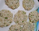 साबुदाण्याचे वडे (Sabudane Vade Recipe In Marathi) रेसिपी स्टेप 2 फोटो 