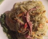 Foto del paso 3 de la receta: Pasta de arroz salsa verde queso y zanahoria 🥕