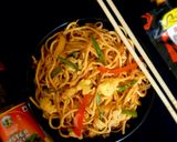 A picture of step 10 of Egg hakka noodles.