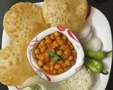 A picture of step 6 of Chole Bhature.