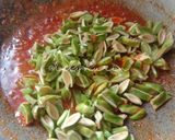 Gambar langkah 2 resipi Sambal petai bilis.
