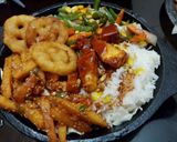 A picture of step 8 of Paneer Aloo Smiley Sizzler.