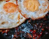 Foto langkah ke 3 dari resep Telur ceplok kecap.