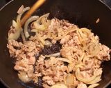 A picture of step 9 of Japanese Pork Yakisoba (豚肉焼きそばの作り方).