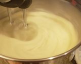 A picture of step 7 of Vegan mashed potatoes and gravy.