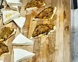 A picture of step 3 of Paneer Pakode.