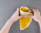 Foto del paso 3 de la receta: Wraps (pollo-carne-cerdo-atún)