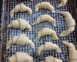 Foto del paso 10 de la receta: Medialunas caseras fáciles