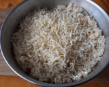 Foto del paso 1 de la receta: Bolas de arroz y queso con bechamel
