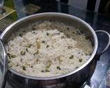 Hyderabadi Baghara Khana with Green Peas recipe step 3 photo