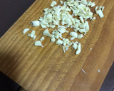 Foto del paso 4 de la receta: Migas de coliflor con chuletas de cordero a la extremeña