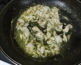 Foto del paso 4 de la receta: Sepia con ajos y vino