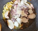 Foto del paso 2 de la receta: Capelini con chipirones y tinta